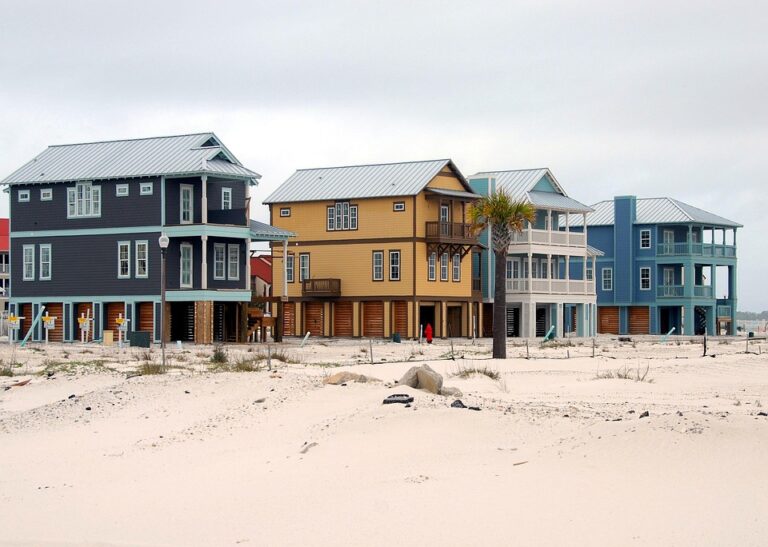 Federal Lawsuit Accuses Major Mortgage Lenders of Price-Fixing Scheme: